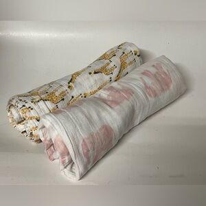 Burt's Bees Baby Swaddles Muslin Cotton Baby Blankets Lot 2 Giraffe Elephant